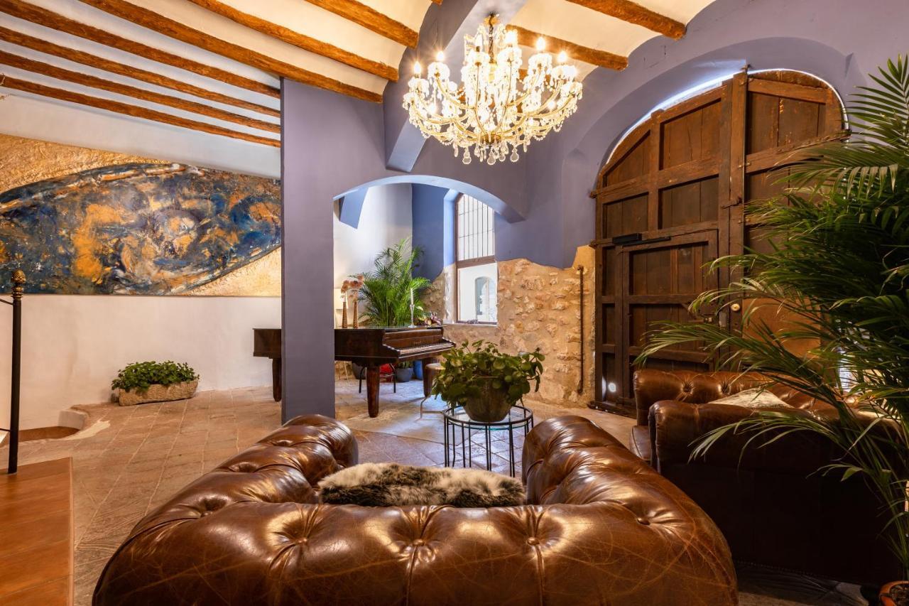 מלון קורנודלה El Palauet Del Priorat מראה חיצוני תמונה