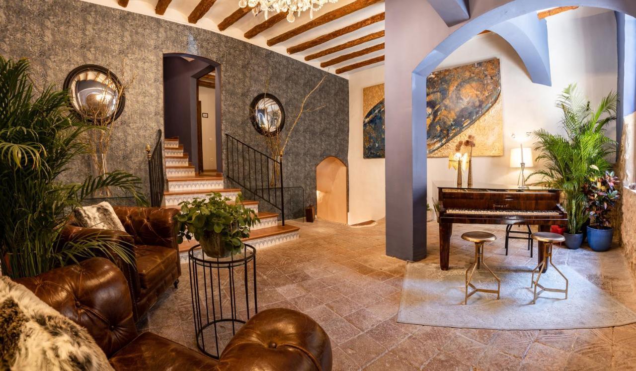 מלון קורנודלה El Palauet Del Priorat מראה חיצוני תמונה